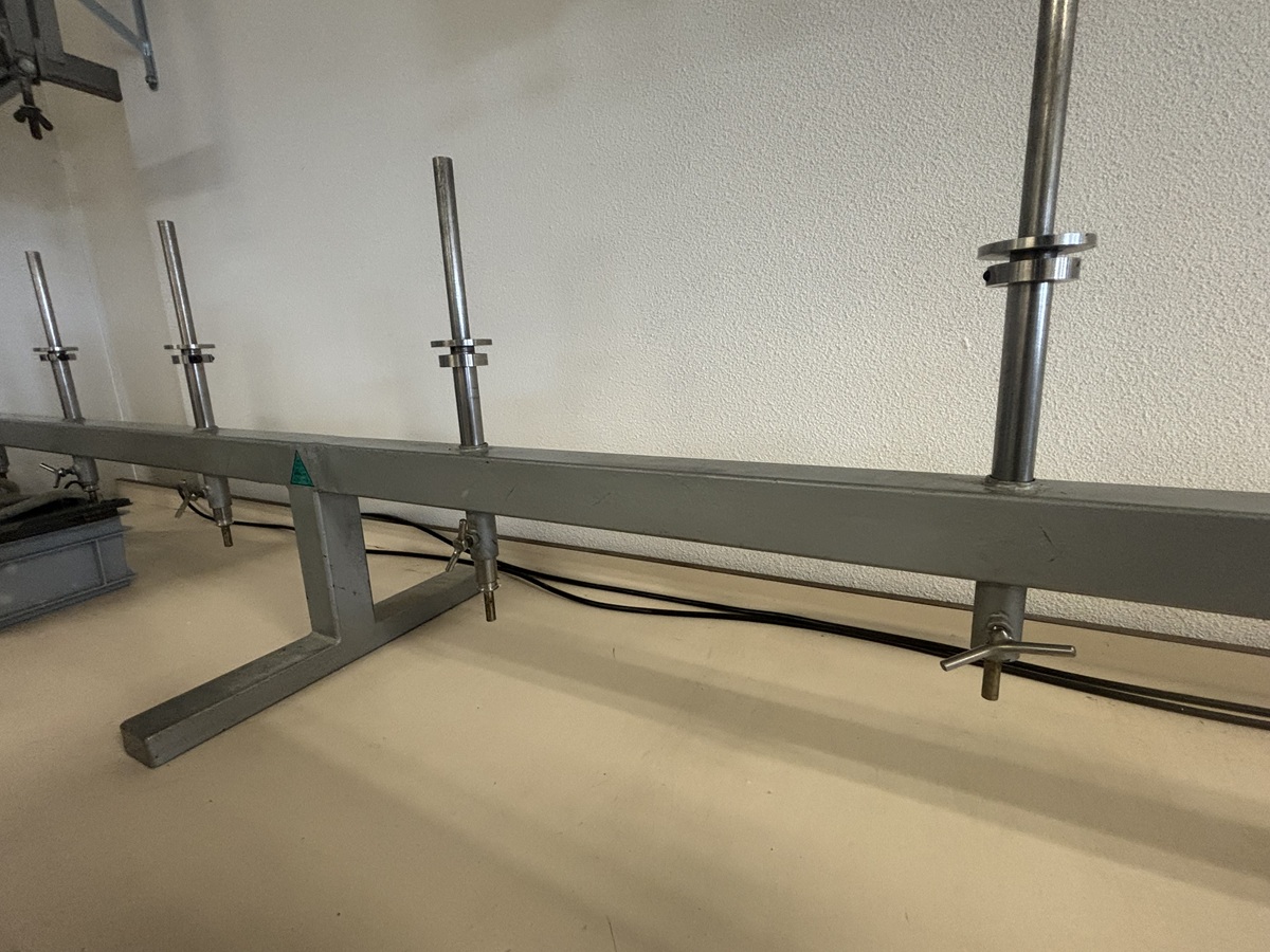 BDA Static Puncture Tester
